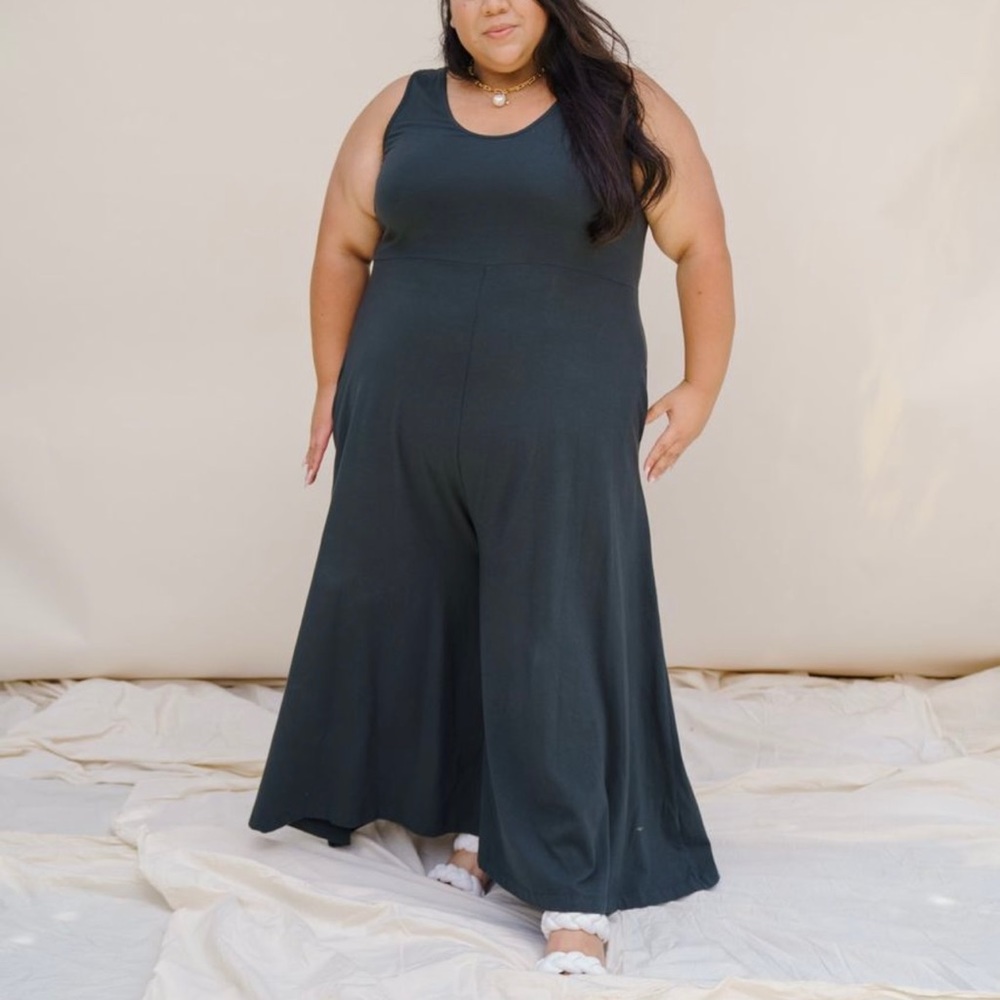 Mien Lakeside wide leg Jumpsuit in green